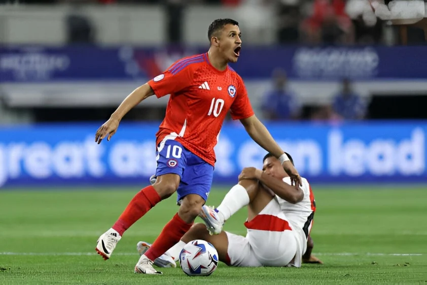 Chile và Peru tạo ra thế trận nhanh và hấp dẫn (Ảnh/nguồn: Getty).