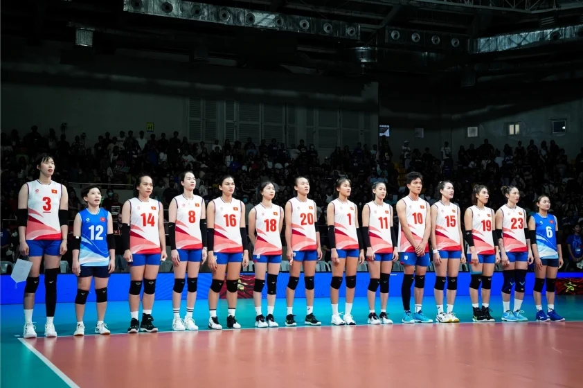 Đội tuyển bóng chuyền nữ Việt Nam giành vé vào bán kết FIVB Challenger Cup 2024