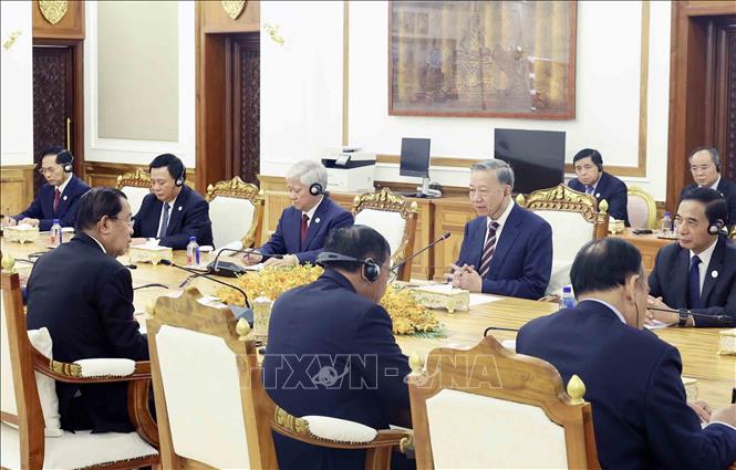 Chủ tịch nước Tô Lâm hội đàm với Chủ tịch Đảng CPP, Chủ tịch Thượng viện Campuchia. Ảnh: Nhan Sáng/TTXVN