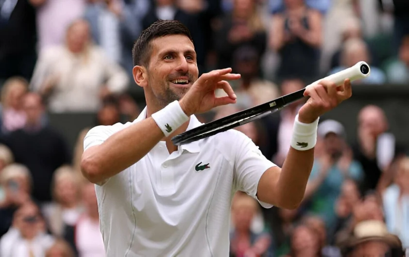 Novak Djokovic sẽ là đối thủ của Carlos Alcaraz ở chung kết đơn nam Wimbledon 2024 (Ảnh: Getty)