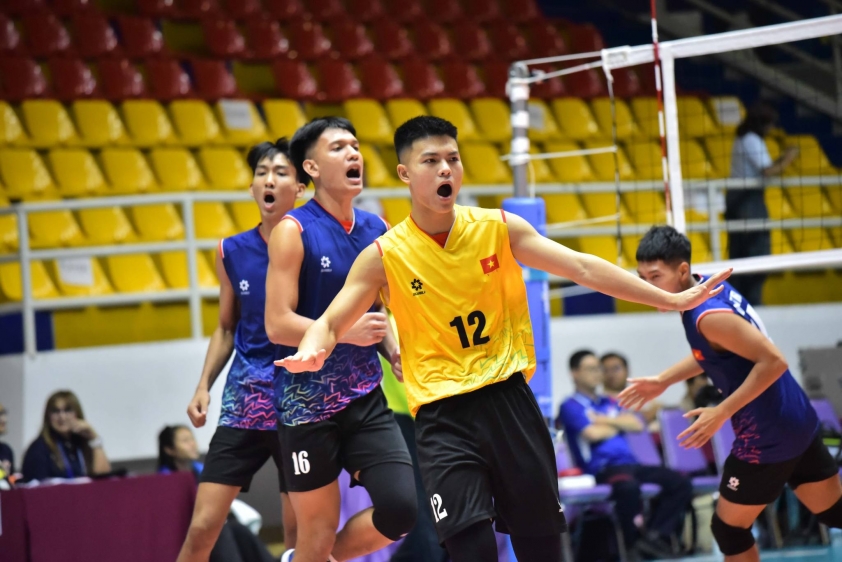 Tuyển nam U20 Việt Nam đánh bại Thái Lan sau 5 set đấu căng thẳng