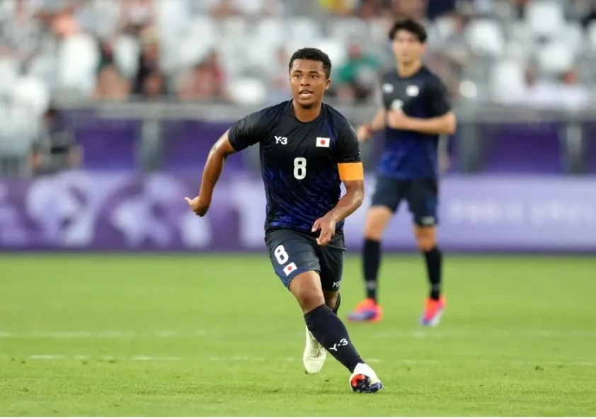 Joel Chima Fujita mơ về huy chương Olympic (Ảnh: FIFA)