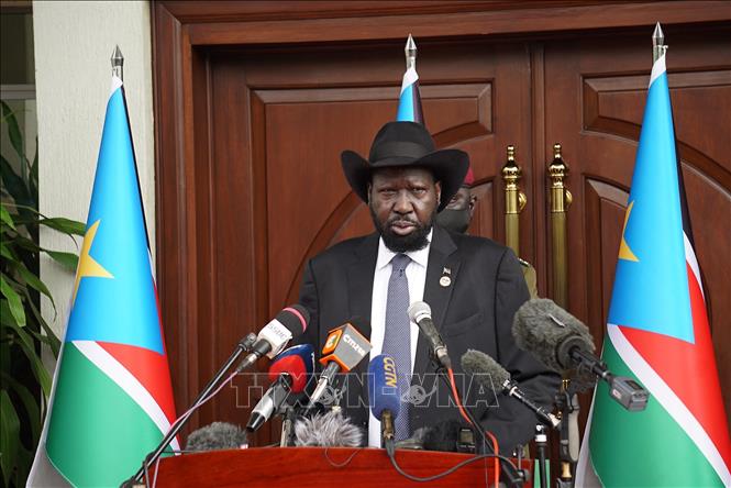 Tổng thống Nam Sudan Salva Kiir phát biểu tại một cuộc họp báo ở Juba. Ảnh tư liệu: AFP/TTXVN