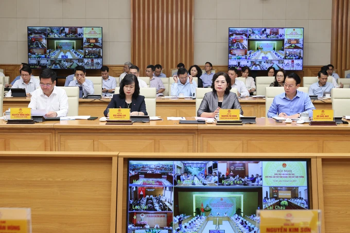 Đề xuất nhiều giải pháp để ổn định cuộc sống, khôi phục sản xuất vùng bị ảnh hưởng bão lũ