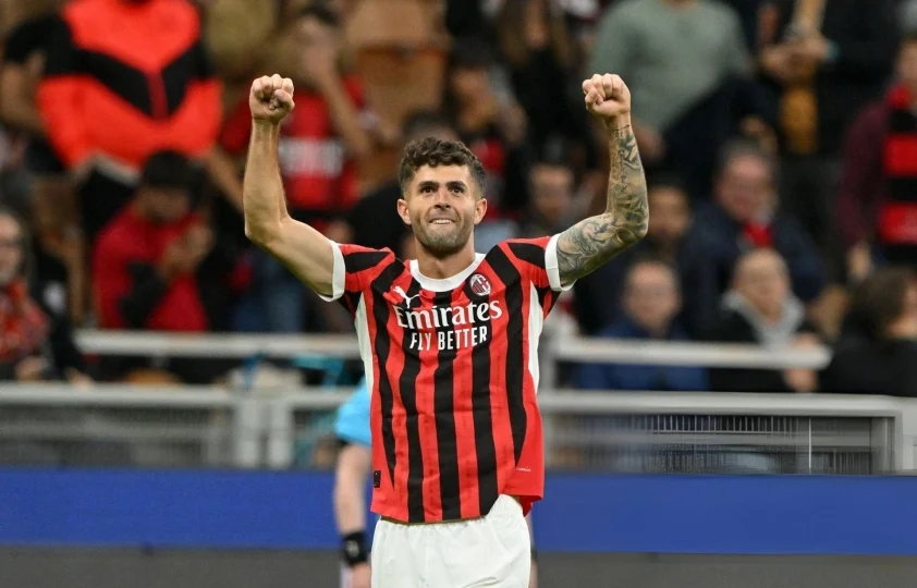 Christian Pulisic sớm giúp AC Milan vượt lên. Ảnh: Getty