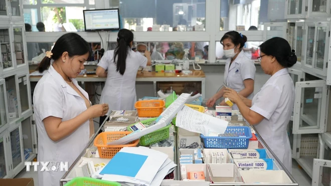 Quy định về thanh toán trực tiếp chi phí mua thuốc cho người tham gia bảo hiểm y tế