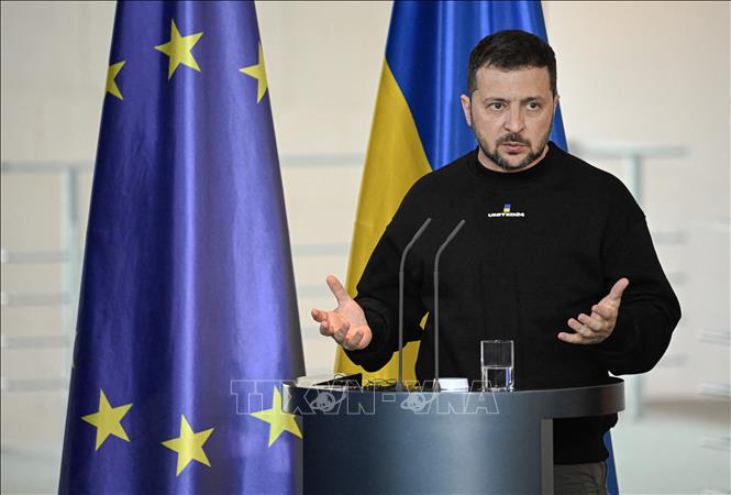 Tổng thống Ukraine Volodymyr Zelensky trong cuộc họp báo ở Berlin, Đức ngày 14-5-2023. Ảnh: AFP/TTXVN