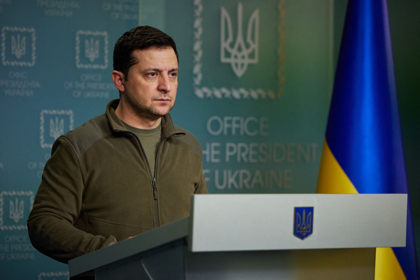 Tổng thống Ukraine Volodymyr Zelensky trong cuộc họp báo tại Kiev ngày 25-2-2022. Ảnh: Getty Images/TTXVN