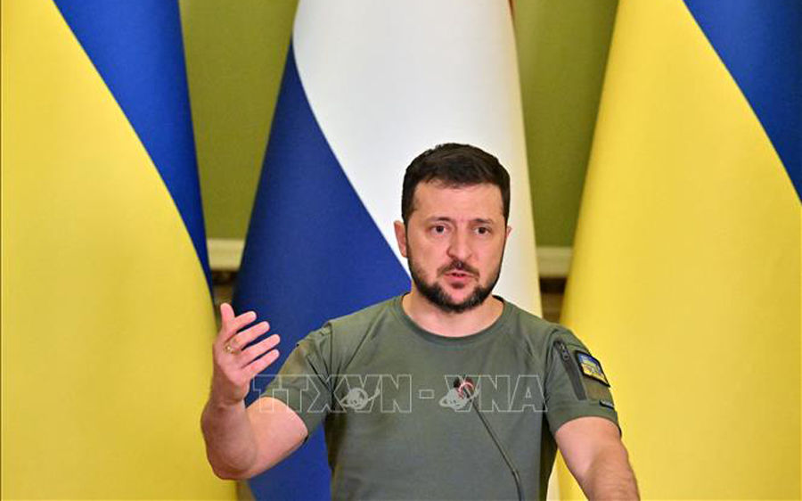 Tổng thống Ukraine Volodymyr Zelensky tại một cuộc họp báo ở thủ đô Kiev. Ảnh: AFP/TTXVN