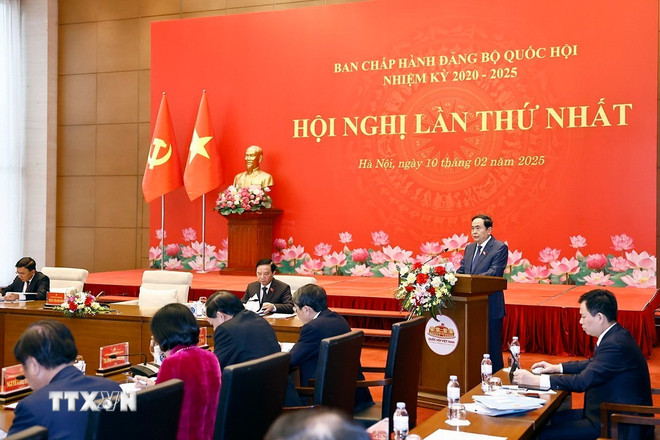 Chủ tịch Quốc hội chủ trì Hội nghị lần thứ nhất Ban Chấp hành Đảng bộ Quốc hội