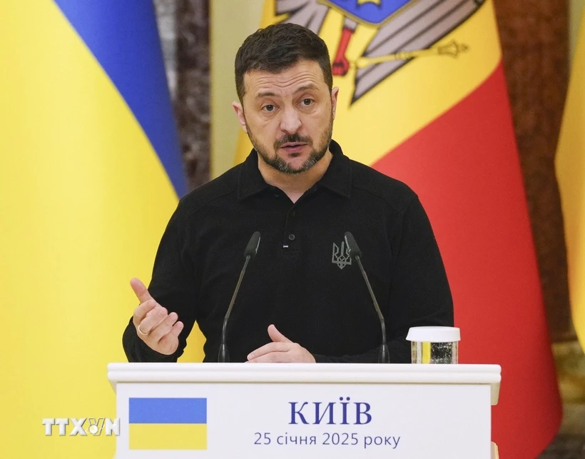 Tổng thống Ukraine Volodymyr Zelensky trong cuộc họp báo ở Kiev ngày 25-1-2025. (Ảnh: Kyodo/TTXVN)