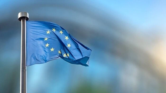 Ukraine bắt đầu đàm phán với Hungary về gia nhập EU Cờ của Liên minh châu Âu (EU). (Nguồn: IRNA/TTXVN)