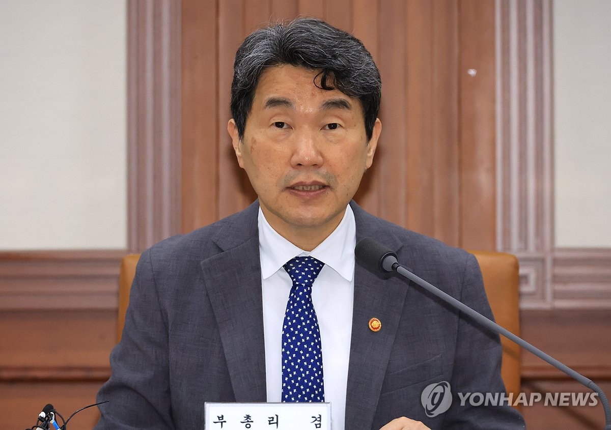 Quyền Tổng thống Hàn Quốc Lee Joo-ho. Ảnh: Yonhap