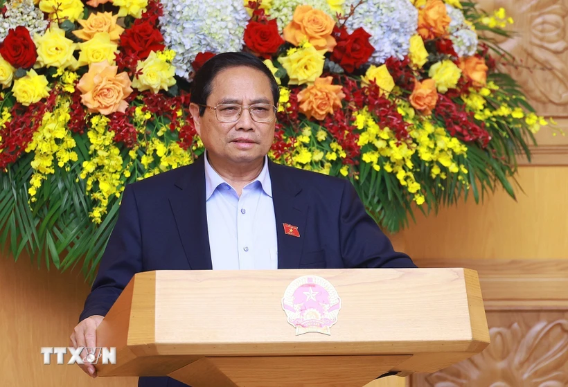 Thủ tướng Phạm Minh Chính: Phát triển kinh tế tư nhân là không có giới hạn Thủ tướng Phạm Minh Chính chủ trì cuộc họp với Hội đồng Tư vấn chính sách về phát triển kinh tế tư nhân. (Ảnh: Dương Giang/TTXVN)