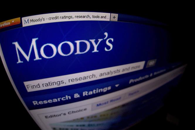 Nhà Trắng phản ứng mạnh trước quyết định hạ tín nhiệm của hãng Moody's Trang web của tổ chức đánh giá tín nhiệm Moody's. Ảnh: AFP/TTXVN