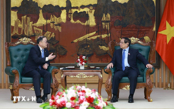 Thủ tướng Phạm Minh Chính đề nghị PowerChina hỗ trợ Việt Nam phát triển công nghiệp đường sắt