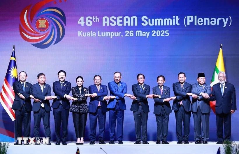 ASEAN sẵn sàng kết nạp Timor Leste tại Hội nghị lần thứ 47 Thủ tướng Phạm Minh Chính và lãnh đạo các nước ASEAN, Timor-Leste tham dự Phiên toàn thể Hội nghị Cấp cao ASEAN lần thứ 46. (Ảnh: Dương Giang/TTXVN)