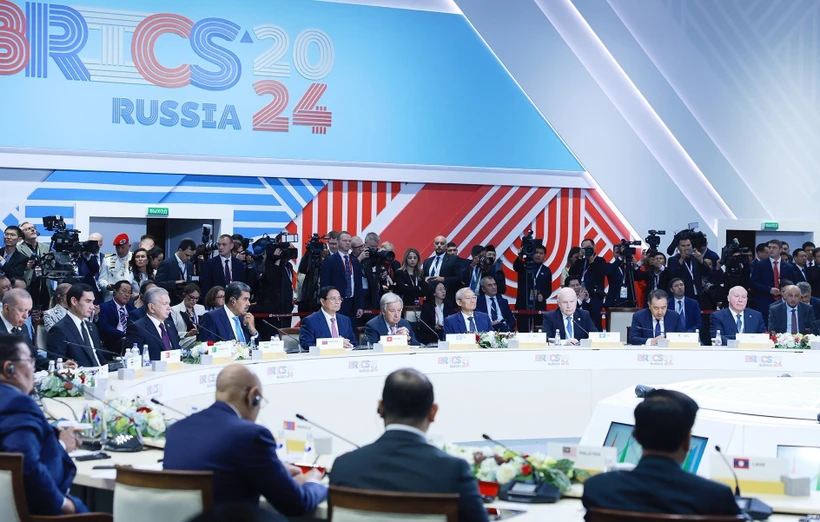 Việt Nam sẵn sàng cùng BRICS và cộng đồng quốc tế ứng phó thách thức Thủ tướng Phạm Minh Chính tham dự và phát biểu tại Phiên toàn thể Hội nghị các Nhà lãnh đạo Nhóm BRICS mở rộng tại Kazan, Liên bang Nga hồi tháng 10-2024. (Ảnh: Dương Giang/TTXVN)